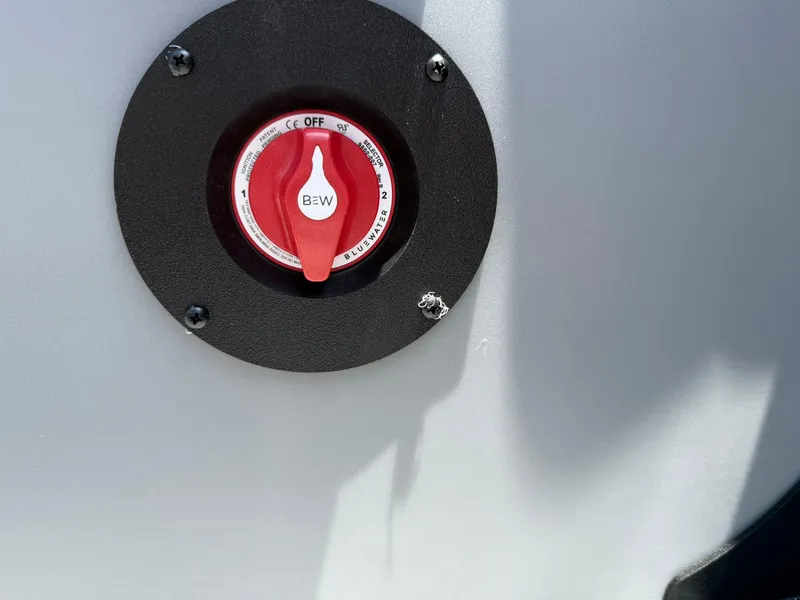 Slide: The Image of Bentley Pontoons Legacy 223 Navigator 2026 - 7