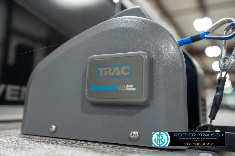 Slide: The Image of TRAC Deckboat 40 Auto Deploy on Avalon 2180 Vent CR, 2023 model. - 45