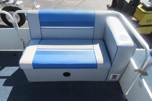 Slide: The Image of Blue and gray seating on 1991 Palm Beach Super 220 boat. - 24