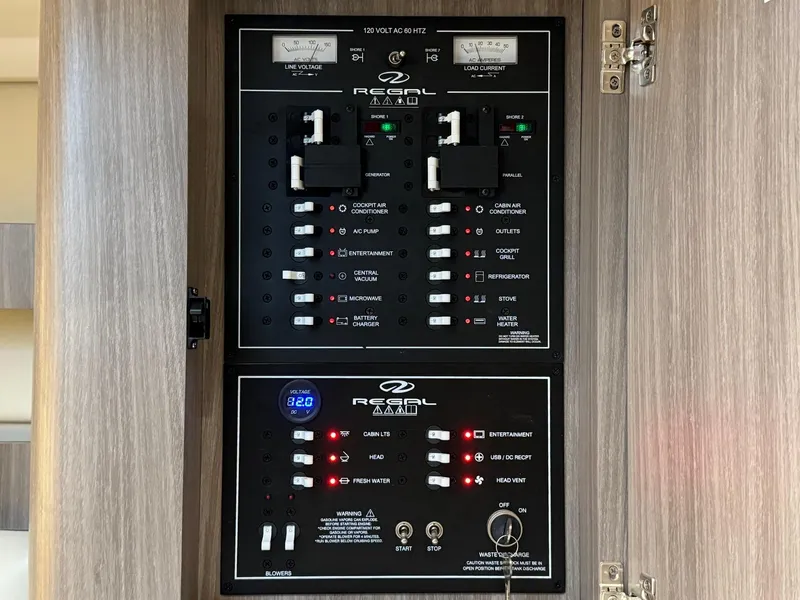 Slide: The Image of Regal 36 Grande Coupe 2021 - 56