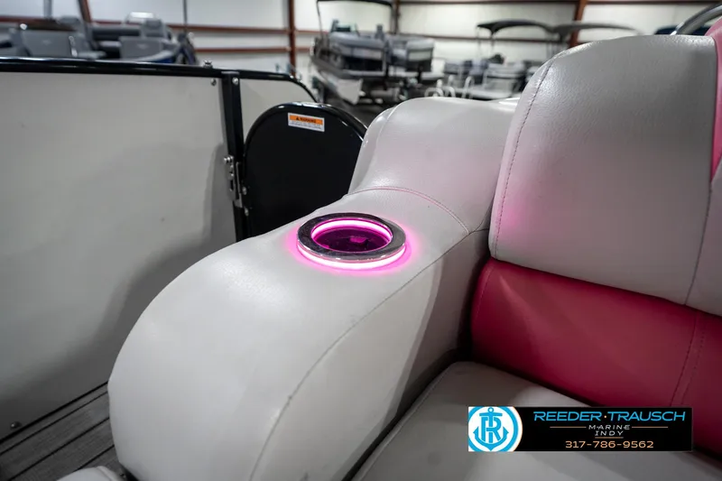 Slide: The Image of Avalon Ambassador - 27' 2019 - 51