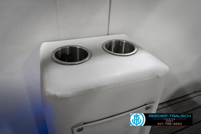 Slide: The Image of Avalon Ambassador - 27' 2019 - 52