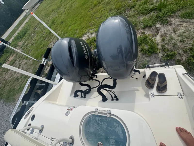 Slide: The Image of Cobia 280 Center Console 2020 - 22