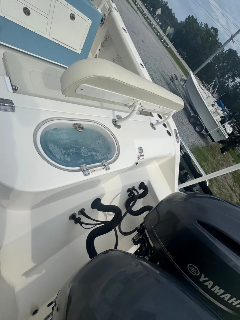Slide: The Image of Cobia 280 Center Console 2020 - 24
