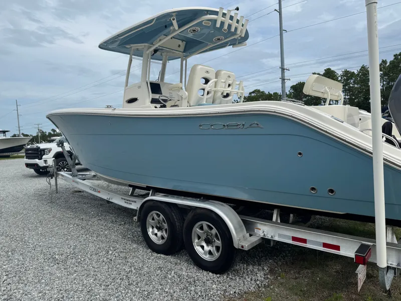 Slide: The Image of Cobia 280 Center Console 2020 - 26
