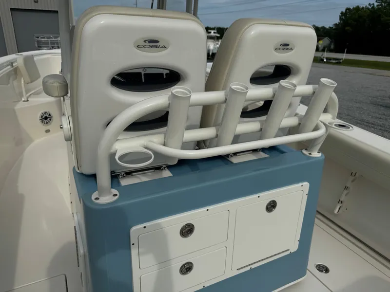 Slide: The Image of Cobia 280 Center Console 2020 - 9