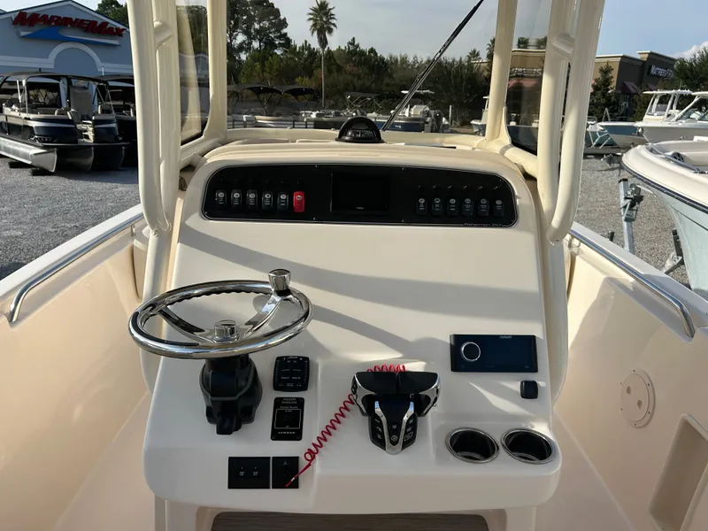 Slide: The Image of Grady-White Fisherman 257 2026 - 16