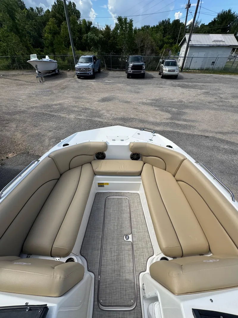 Slide: The Image of NauticStar 223DC 2020 - 5