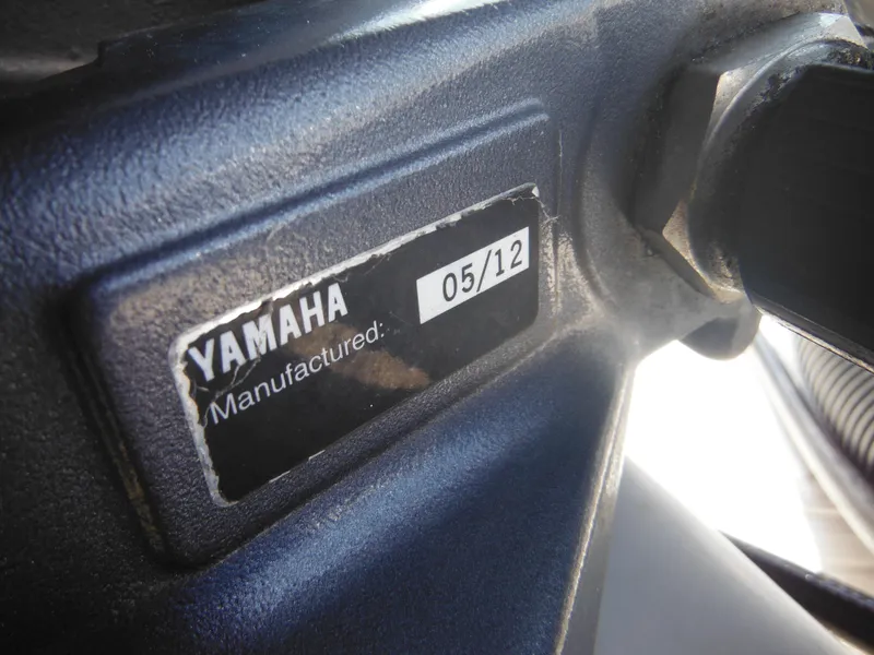 Slide: The Image of Yamaha manufacturing label on Sea Hunt 202 TRITON, 2004 model, showing date 05/12. - 6
