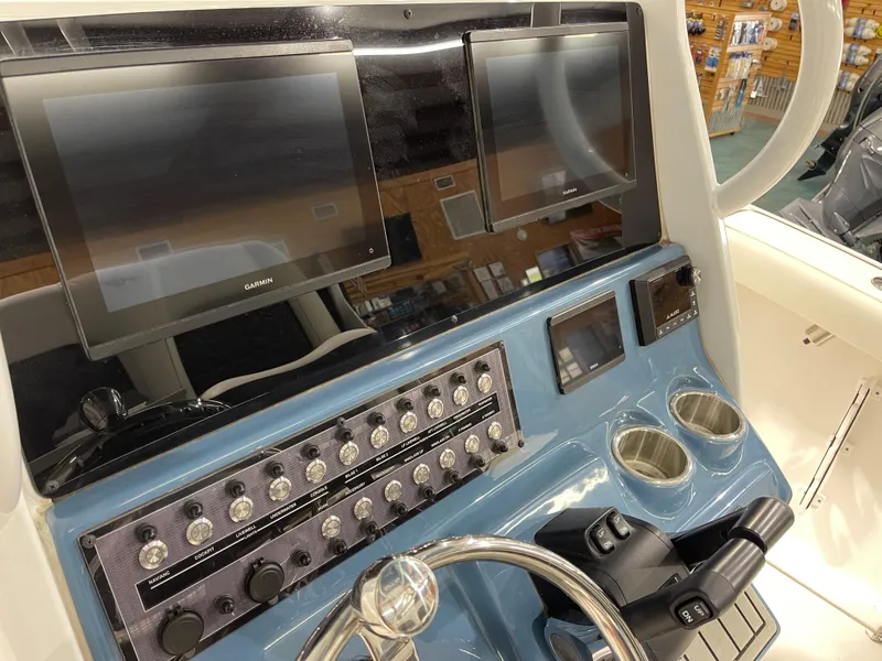 Slide: The Image of Tidewater 256CC 2025 - 11