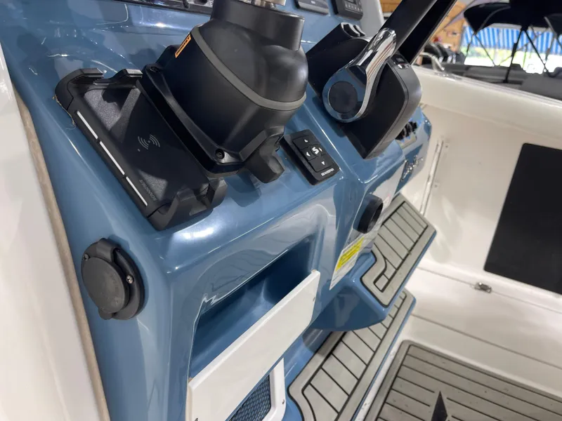 Slide: The Image of Tidewater 256CC 2025 - 13