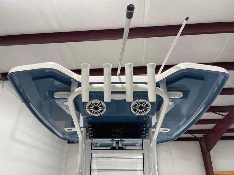 Slide: The Image of Tidewater 256CC 2025 - 32