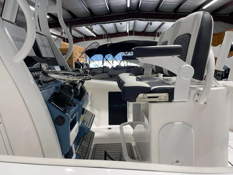 Slide: The Image of Tidewater 256CC 2025 - 36