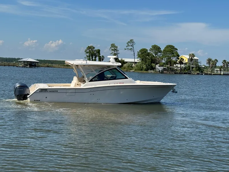 Slide: The Image of Grady-White Freedom 375 2021 - 57