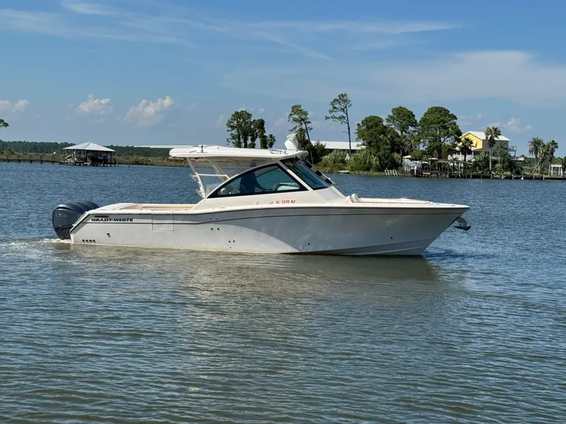 Slide: The Image of Grady-White Freedom 375 2021 - 58