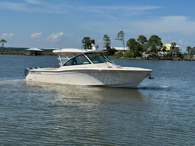 Slide: The Image of Grady-White Freedom 375 2021 - 59