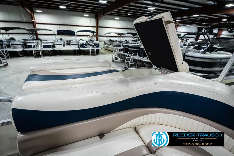 Slide: The Image of 2007 Bennington 2050 GL pontoon boat interior in showroom with seating detail. - 30