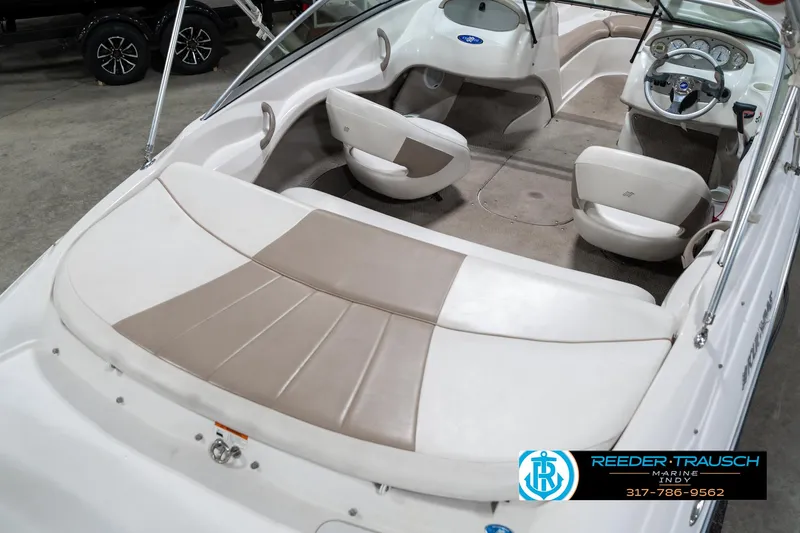 Slide: The Image of Four Winns 190 Horizon 2006 - 13