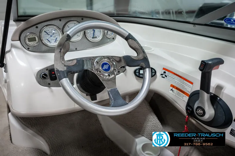 Slide: The Image of Four Winns 190 Horizon 2006 - 27