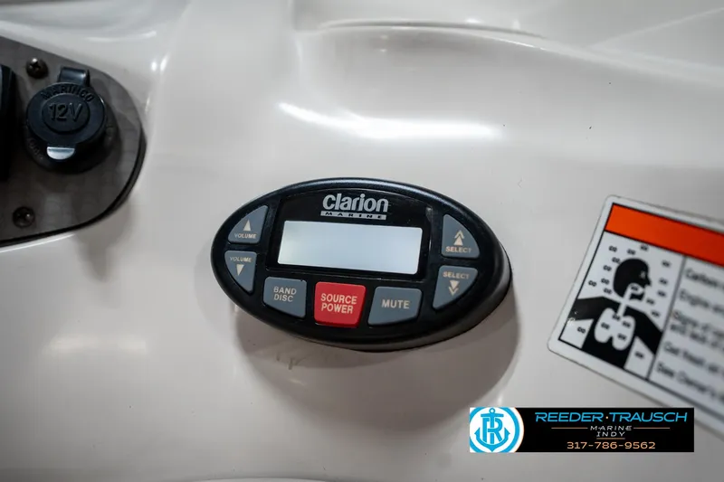 Slide: The Image of Four Winns 190 Horizon 2006 - 32