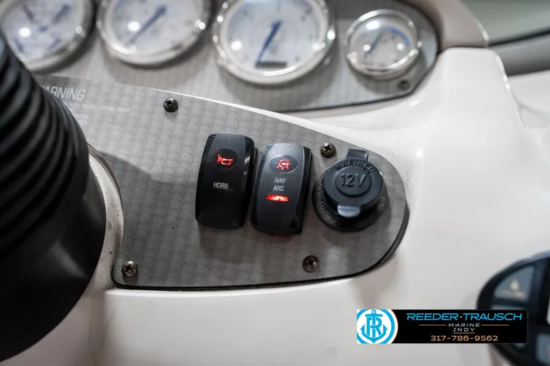 Slide: The Image of Four Winns 190 Horizon 2006 - 33