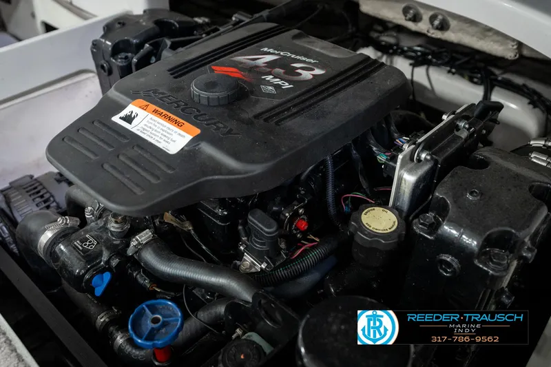 Slide: The Image of Four Winns 190 Horizon 2006 - 39