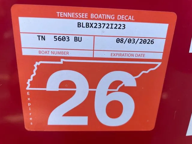 Slide: The Image of Bayliner Element M17 2023 - 7