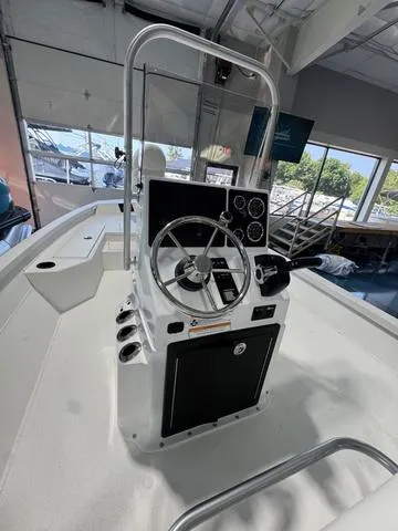 Slide: The Image of G3 Bay 21 GX 2025 - 5