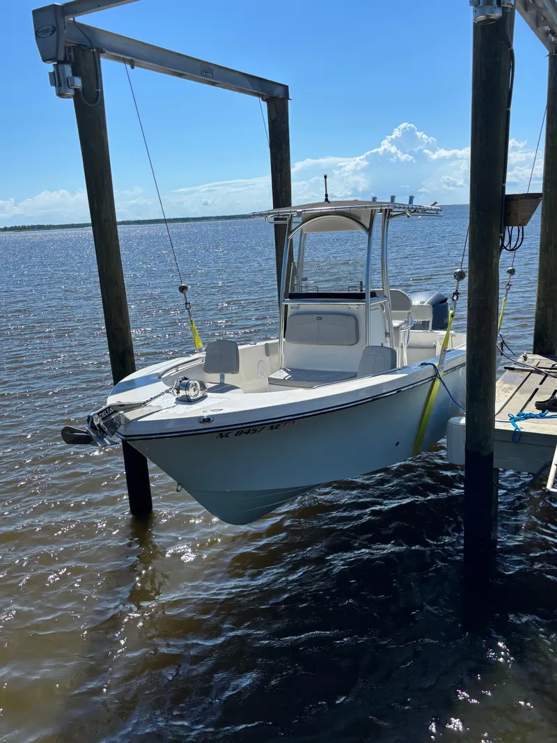 The Image of Defiance 210 Catalina 2024 - 0