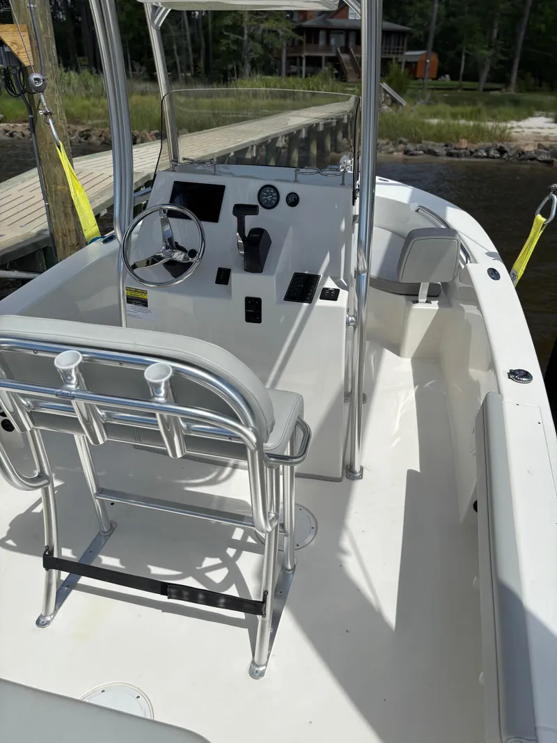 Slide: The Image of Defiance Catalina 210 2024 - 3