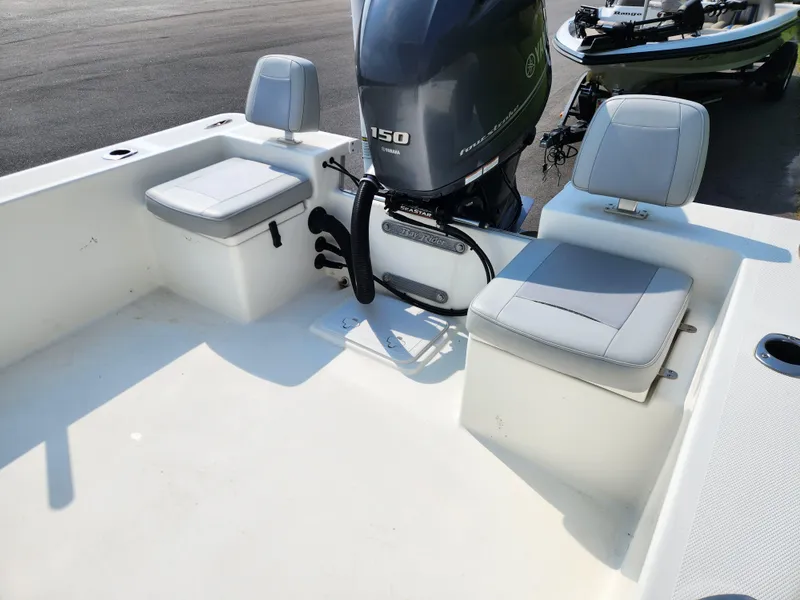 Slide: The Image of Bay Rider 2260 Skiff 2021 - 12