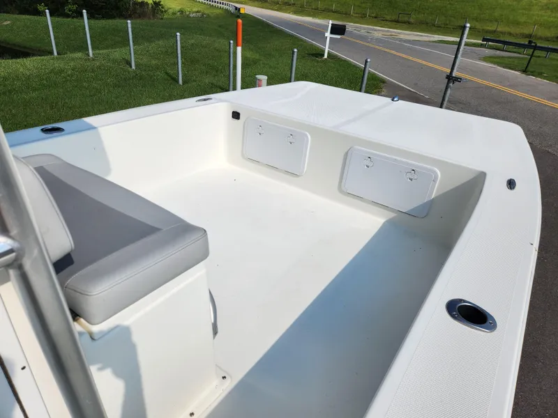 Slide: The Image of Bay Rider 2260 Skiff 2021 - 6