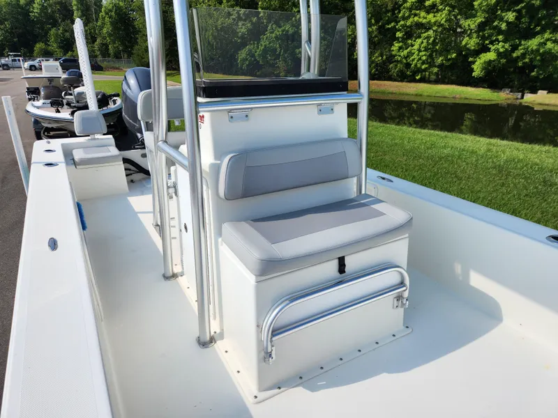 Slide: The Image of Bay Rider 2260 Skiff 2021 - 7