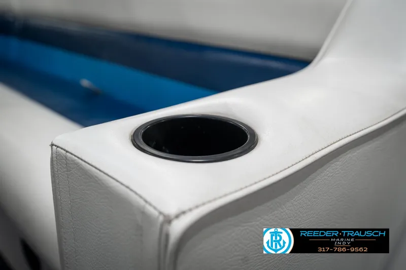 Slide: The Image of White leather boat seat with cup holder, SunChaser 820, 2005 model. - 36