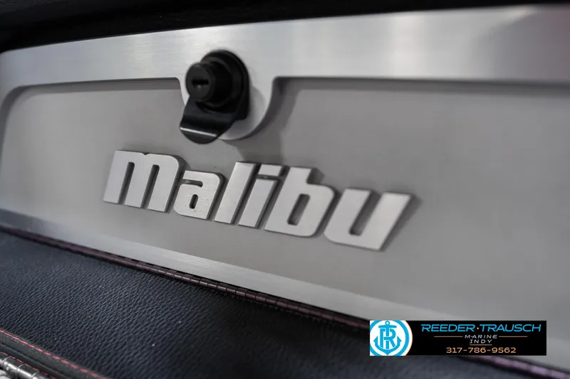 Slide: The Image of Malibu Wakesetter 25 LSV 2017 - 59