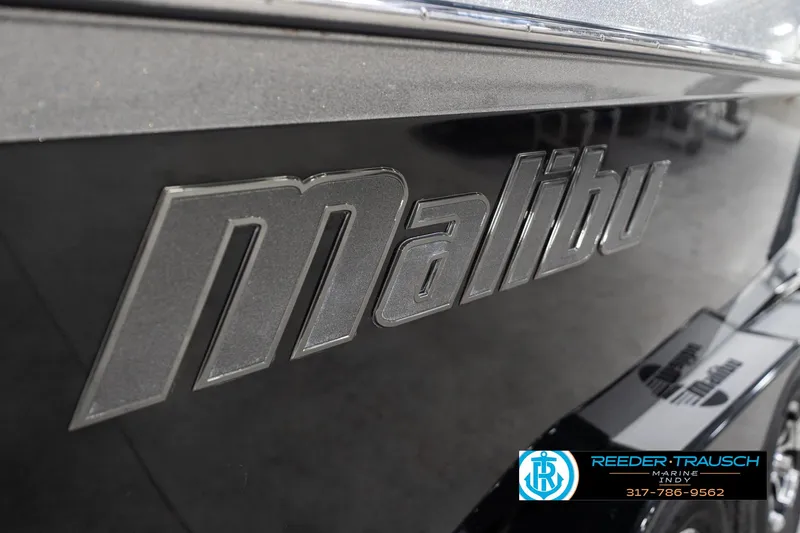 Slide: The Image of Malibu Wakesetter 25 LSV 2017 - 60