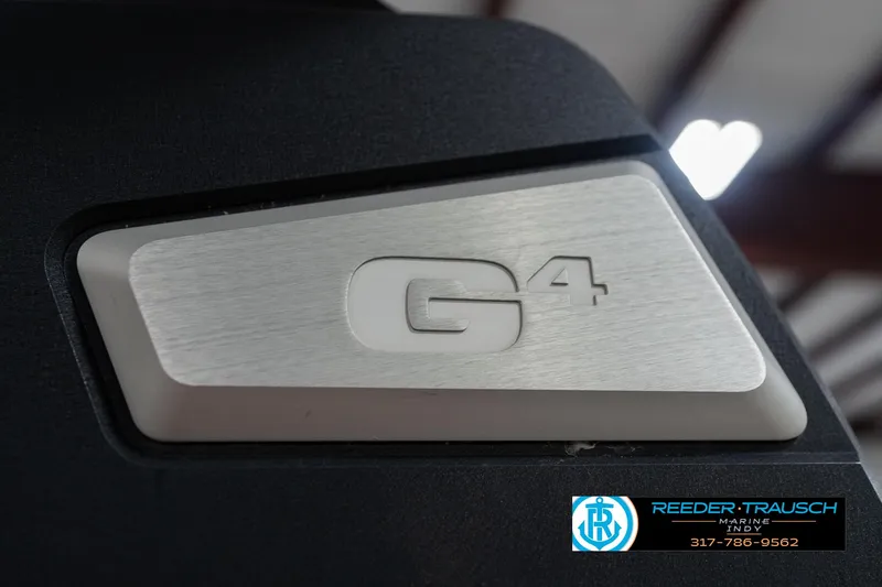 Slide: The Image of Malibu Wakesetter 25 LSV 2017 - 61