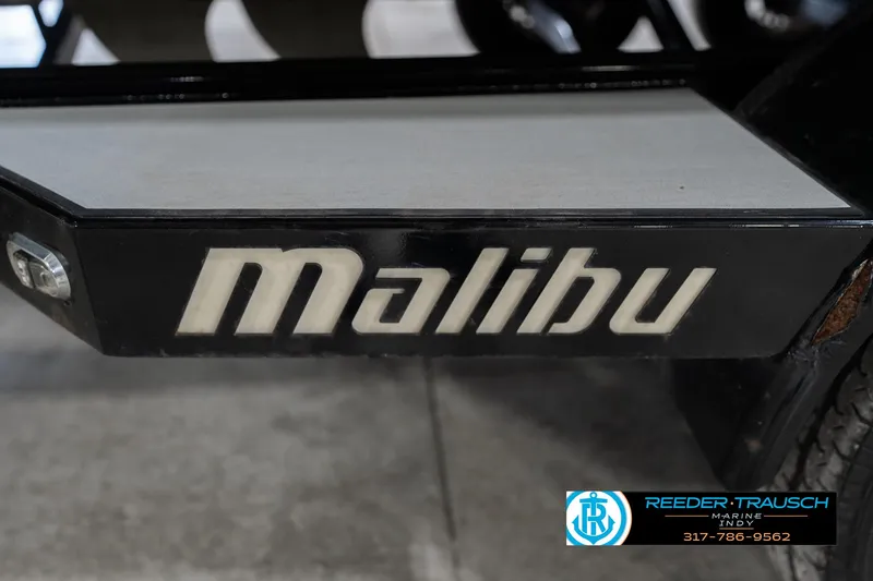 Slide: The Image of Malibu Wakesetter 25 LSV 2017 - 62