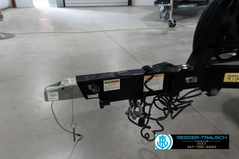 Slide: The Image of Malibu Wakesetter 25 LSV 2017 - 70