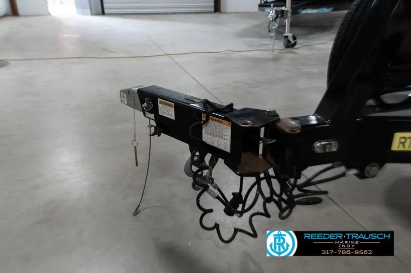 Slide: The Image of Malibu Wakesetter 25 LSV 2017 - 71