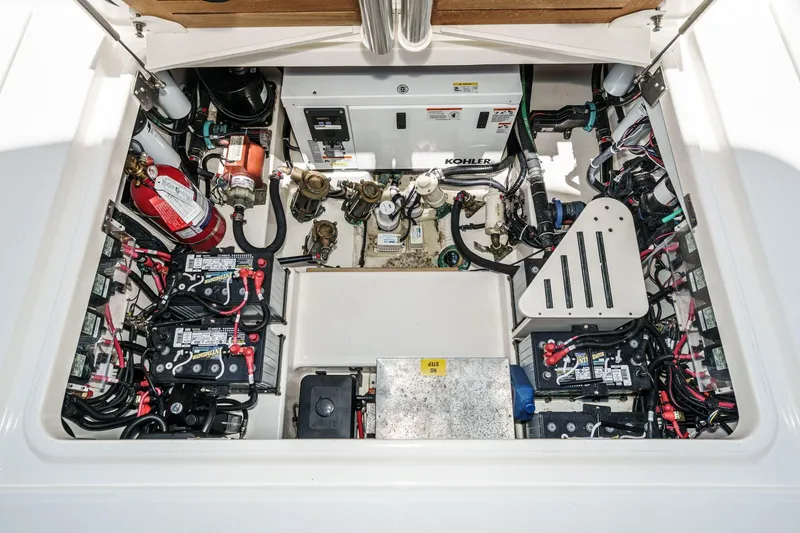 Slide: The Image of Boston Whaler 420 Outrage 2017 - 85