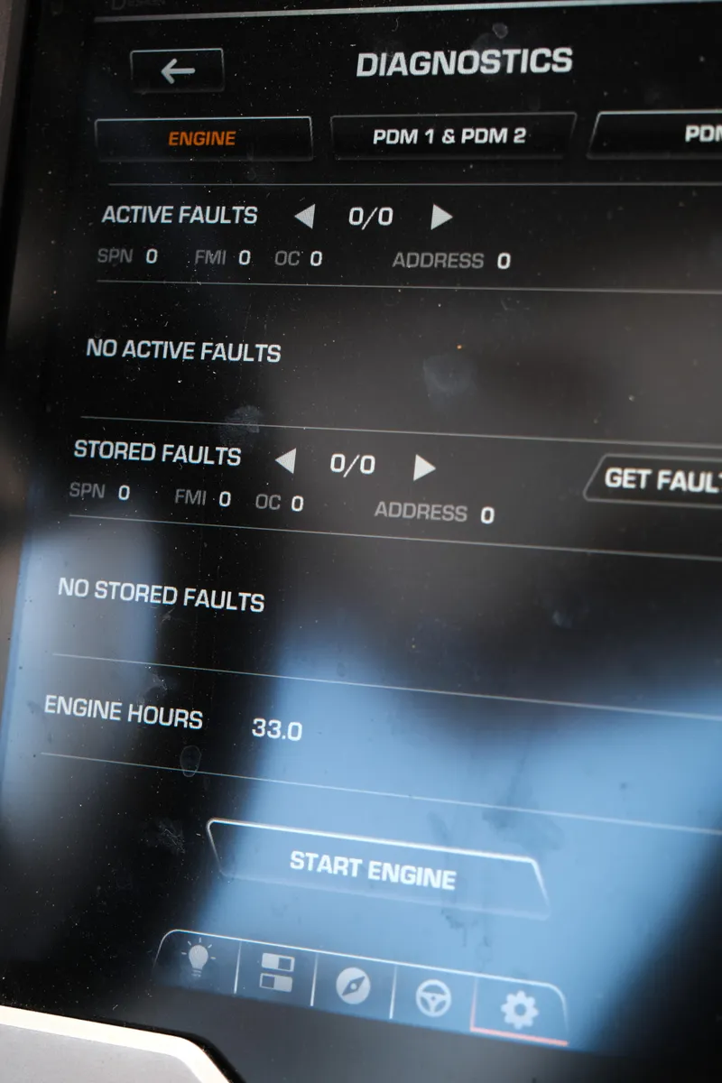 Slide: The Image of 2025 Supra SE450 diagnostics screen showing no active or stored faults, 33 engine hours. - 29