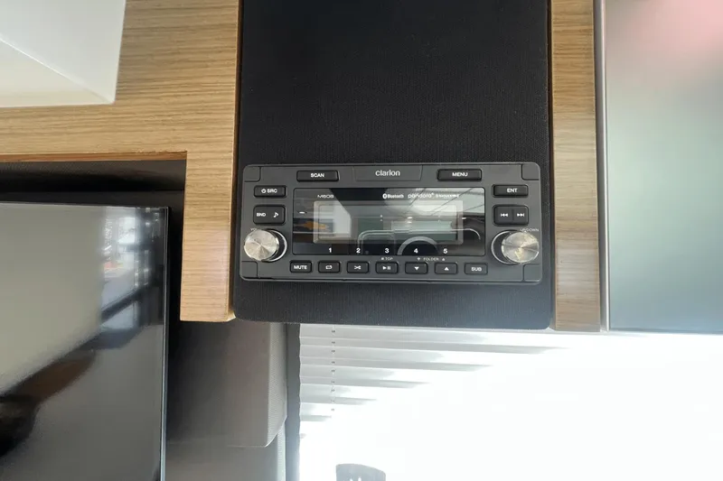 Slide: The Image of Cruisers 45 Cantius 2015 - 16