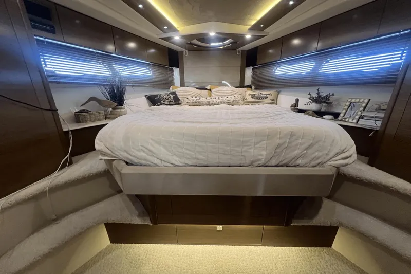 Slide: The Image of Cruisers 45 Cantius 2015 - 27
