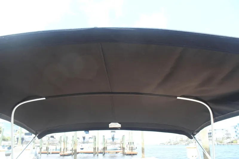 Slide: The Image of Sea Ray SPX 190 Outboard 2021 - 19