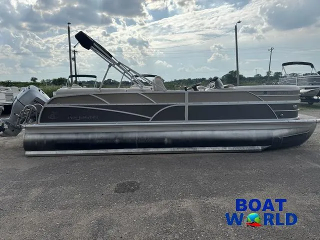 Slide: The Image of Misty Harbor SU 2385 Pontoon 2014 - 14