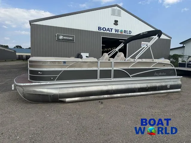 Slide: The Image of Misty Harbor SU 2385 Pontoon 2014 - 45