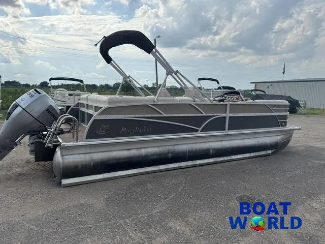 Slide: The Image of Misty Harbor SU 2385 Pontoon 2014 - 49