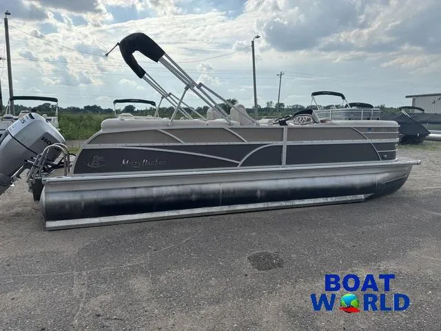 Slide: The Image of Misty Harbor SU 2385 Pontoon 2014 - 50