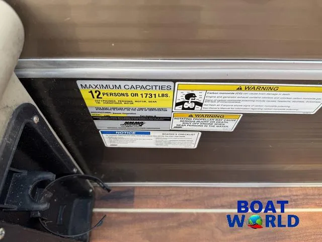 Slide: The Image of Misty Harbor SU 2385 Pontoon 2014 - 58